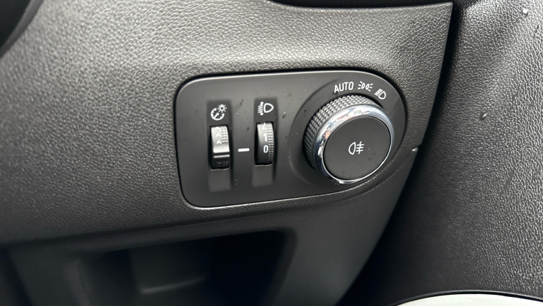 Vauxhall Crossland X 1.2 [83] Griffin 5dr [Start Stop] Petrol Hatchback